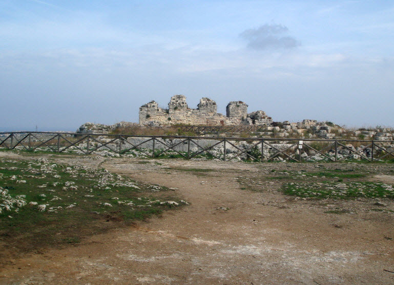 Euryalus Fortress, Italy